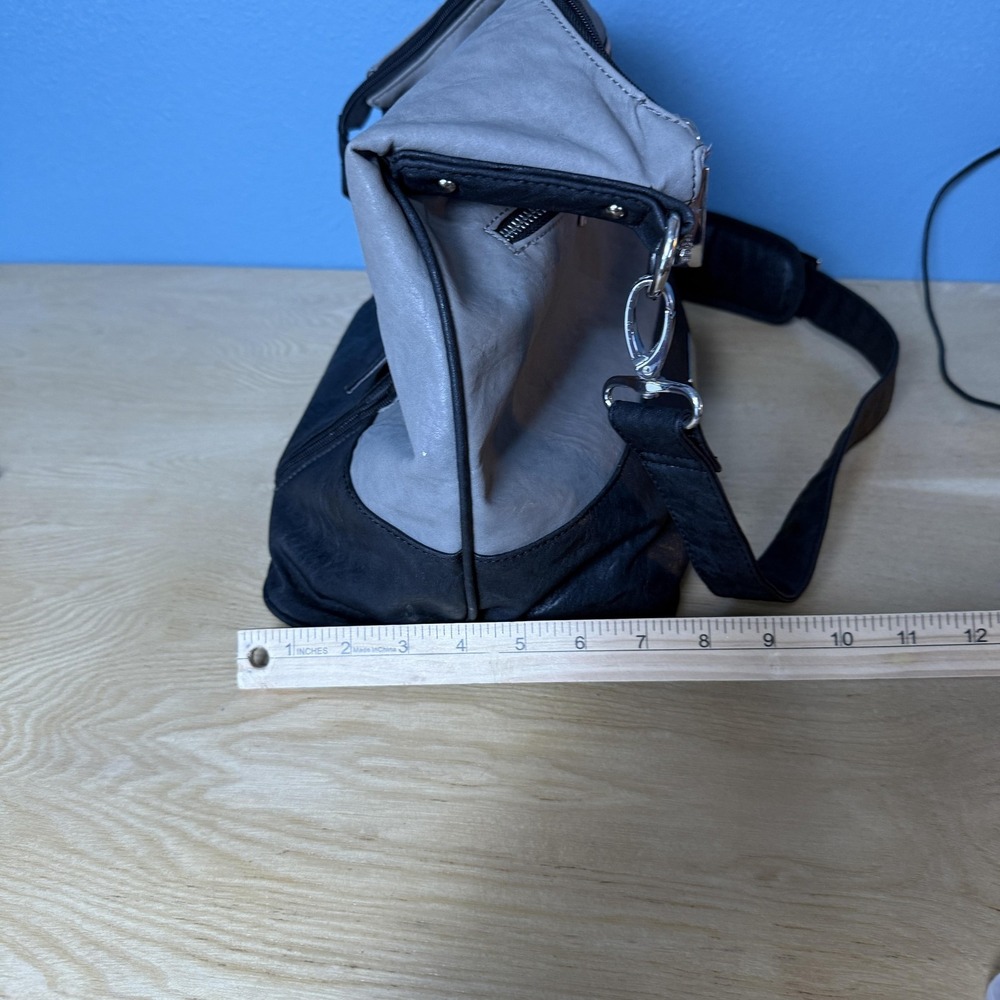 Kelly Moore Gray Black Camera Shoulder Bag Synthetic Leather Strap Brownlee - Picture 8 of 9